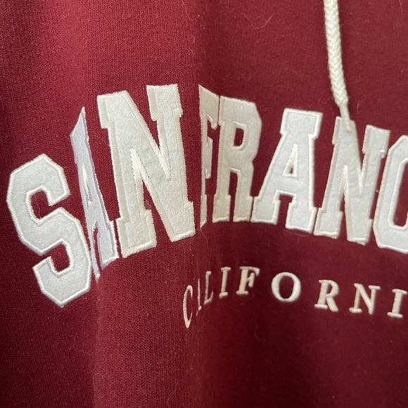 BURGUNDY SWEATER - Picture 2 of 3